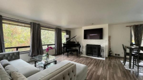 Spacious, Cheerful, Modern Home 5 BR, 3BA, 2KIT